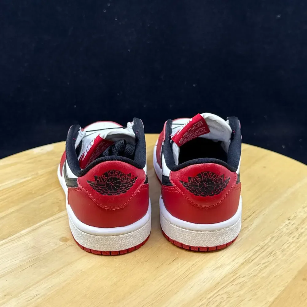 Nike Air Jordan Kids 1 Low Size 2.5y Chicago HQ6996-600 Red White Black New